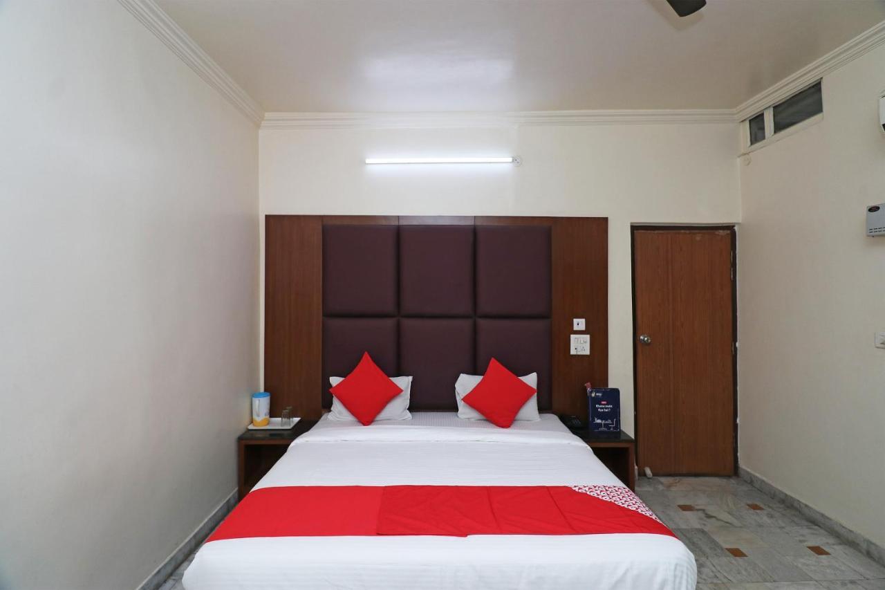 Oyo Hotel Ashoka International Kanpur Exterior photo